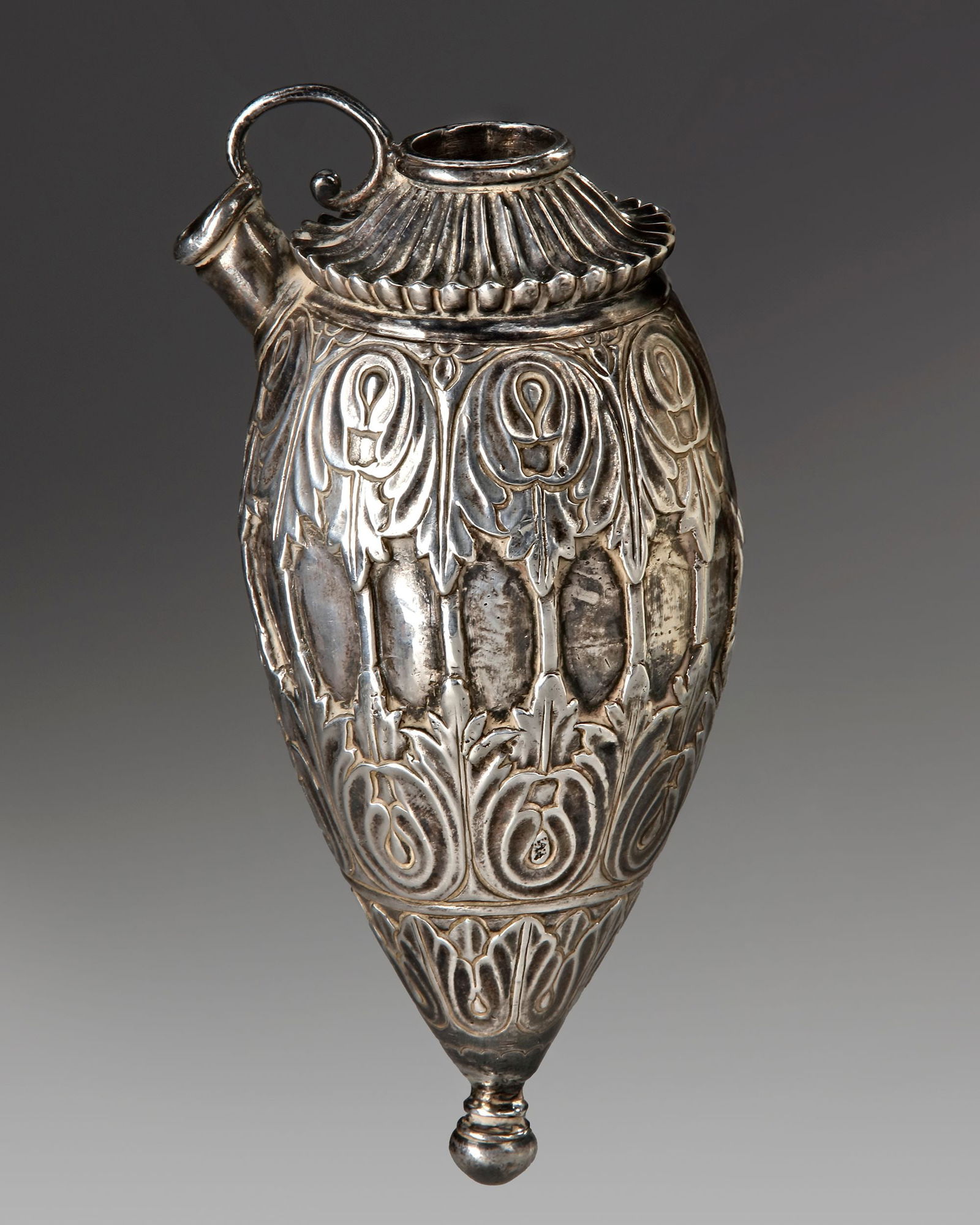 AN INDIAN SILVER HOOKAH BASE, 19TH CENTURY (1 of 4)