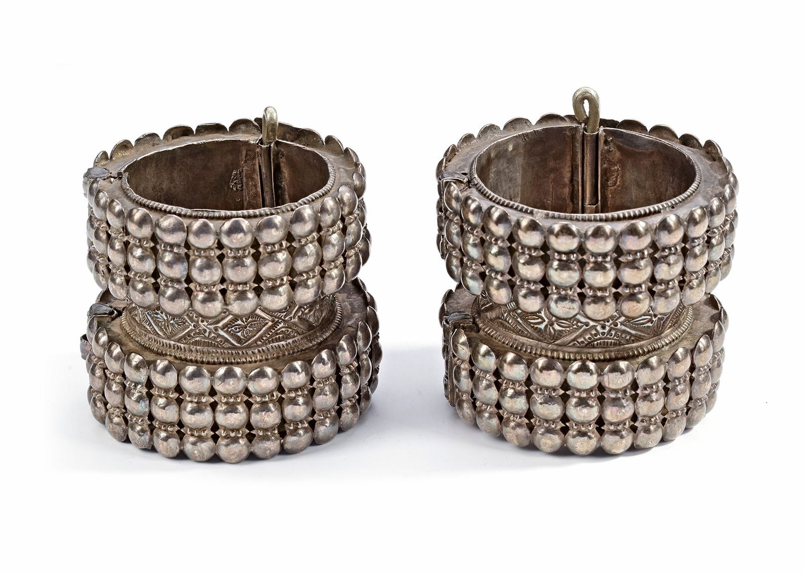 A PAIR OF AFGHAN SILVER BRACELETS, EARLY 20TH CENTURY (1 of 4)