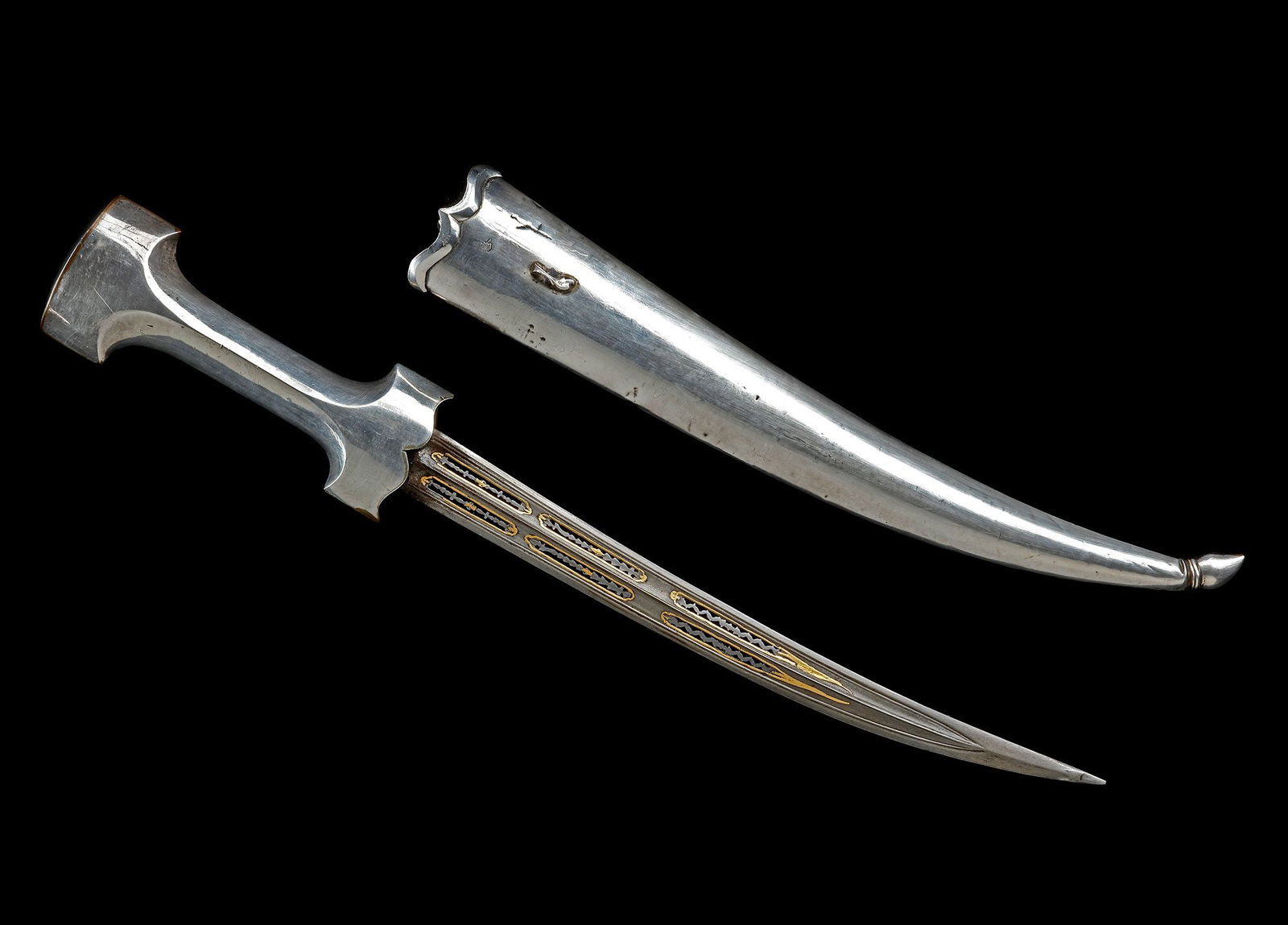 AN OTTOMAN SILVER DAGGER, (HANCER) TURKEY, 19TH CENTURY (1 of 4)