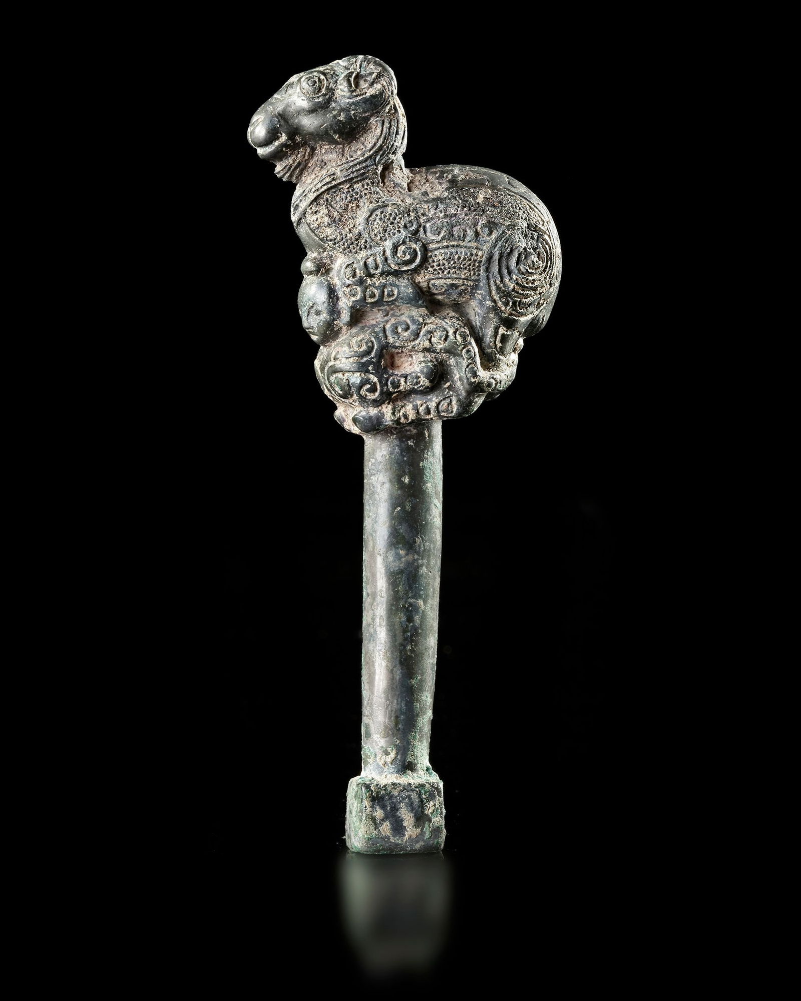 A BRONZE KEY WITH RAMâ€™S HEAD, CHINA, HAN DYNASTY (206 BC â€“ 220 AD) (1 of 2)
