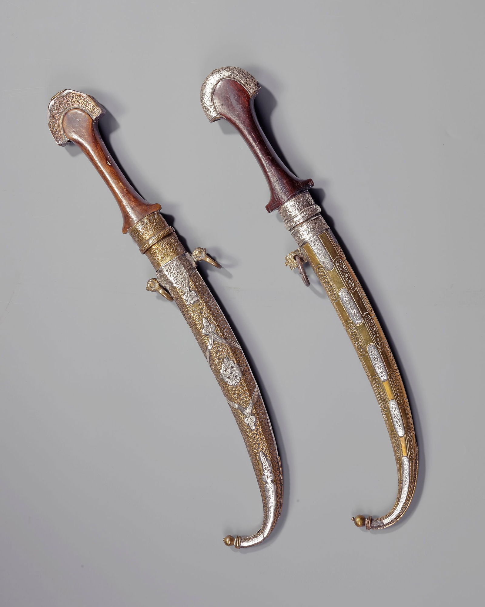 A PAIR OF SILVER DAGGER, MOROCCO, 19TH CENTURY (1 of 3)