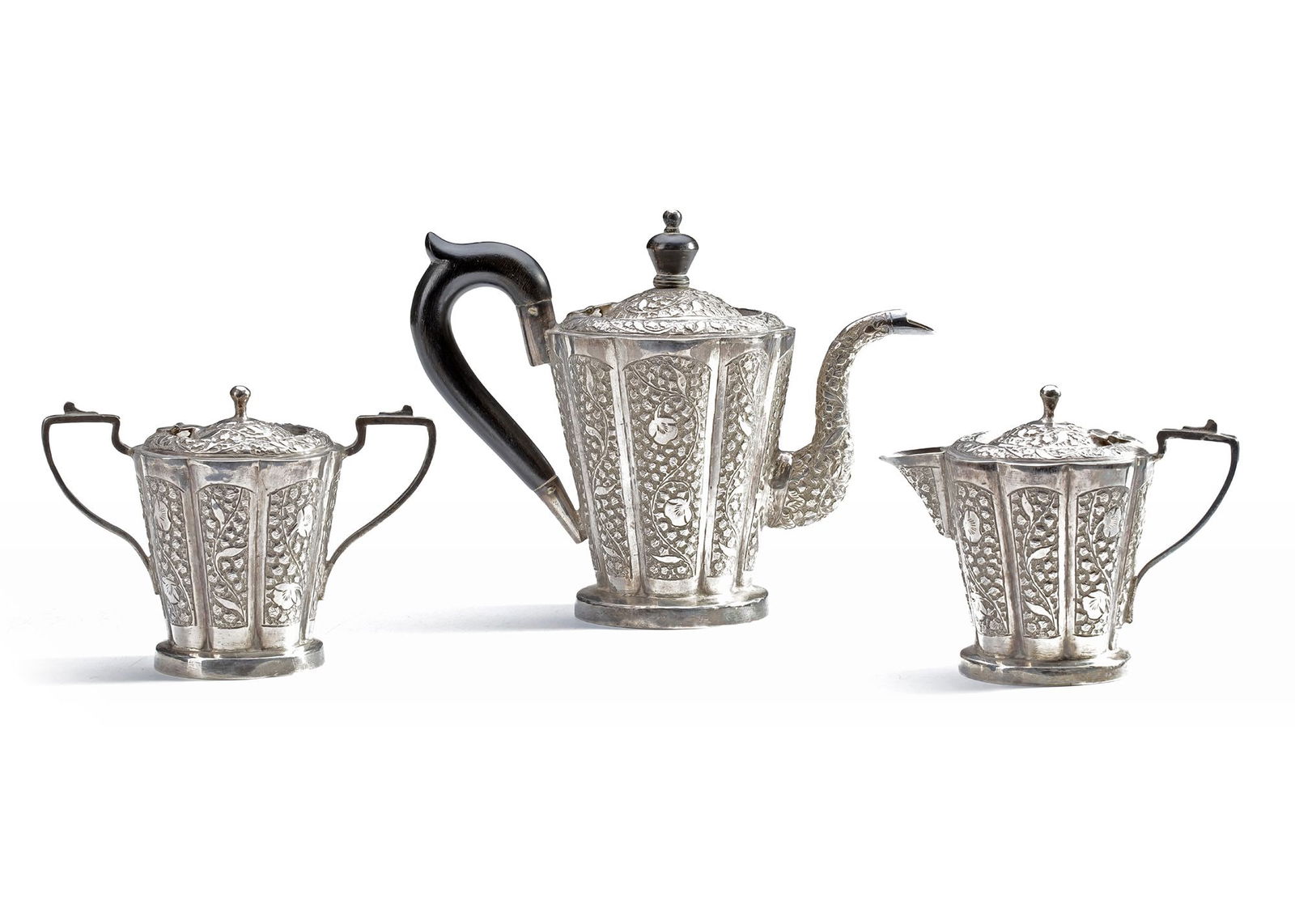 A PERSIAN SILVER TEA SET, 19TH CENTURY (1 of 4)