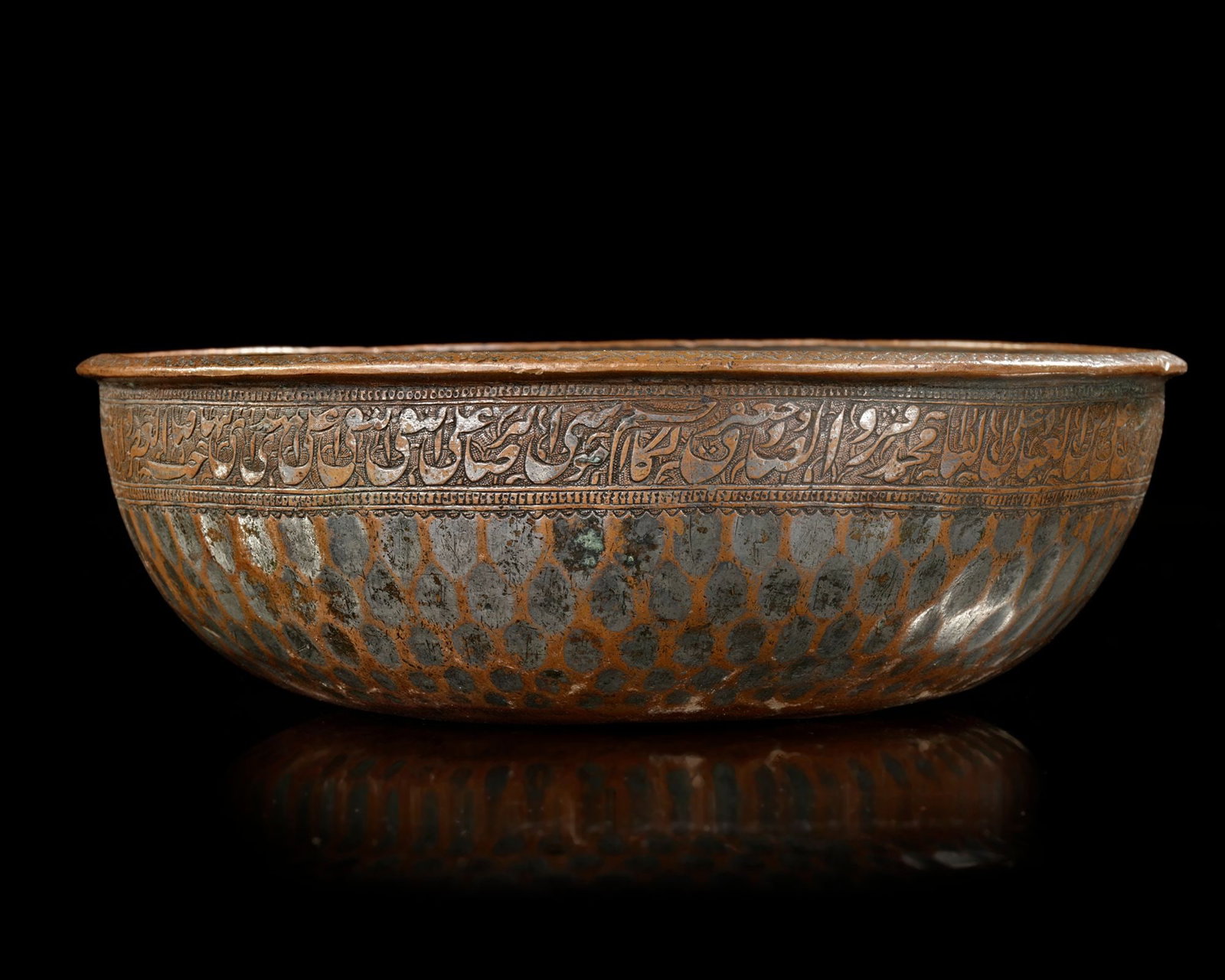 A SAFAVID TINNED COPPER BOWL, 17TH-18TH CENTURY (1 of 4)