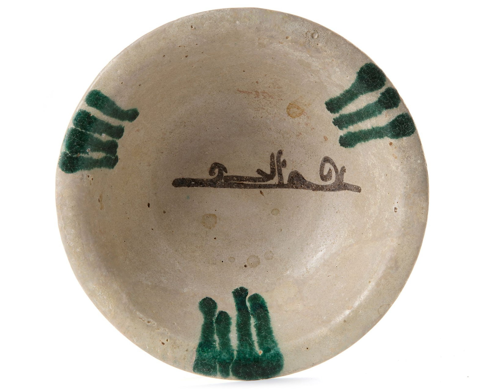 AN ABBASID TIN GLAZED POTTERY BOWL, MESOPOTAMIA, 9TH CENTURY (1 of 4)