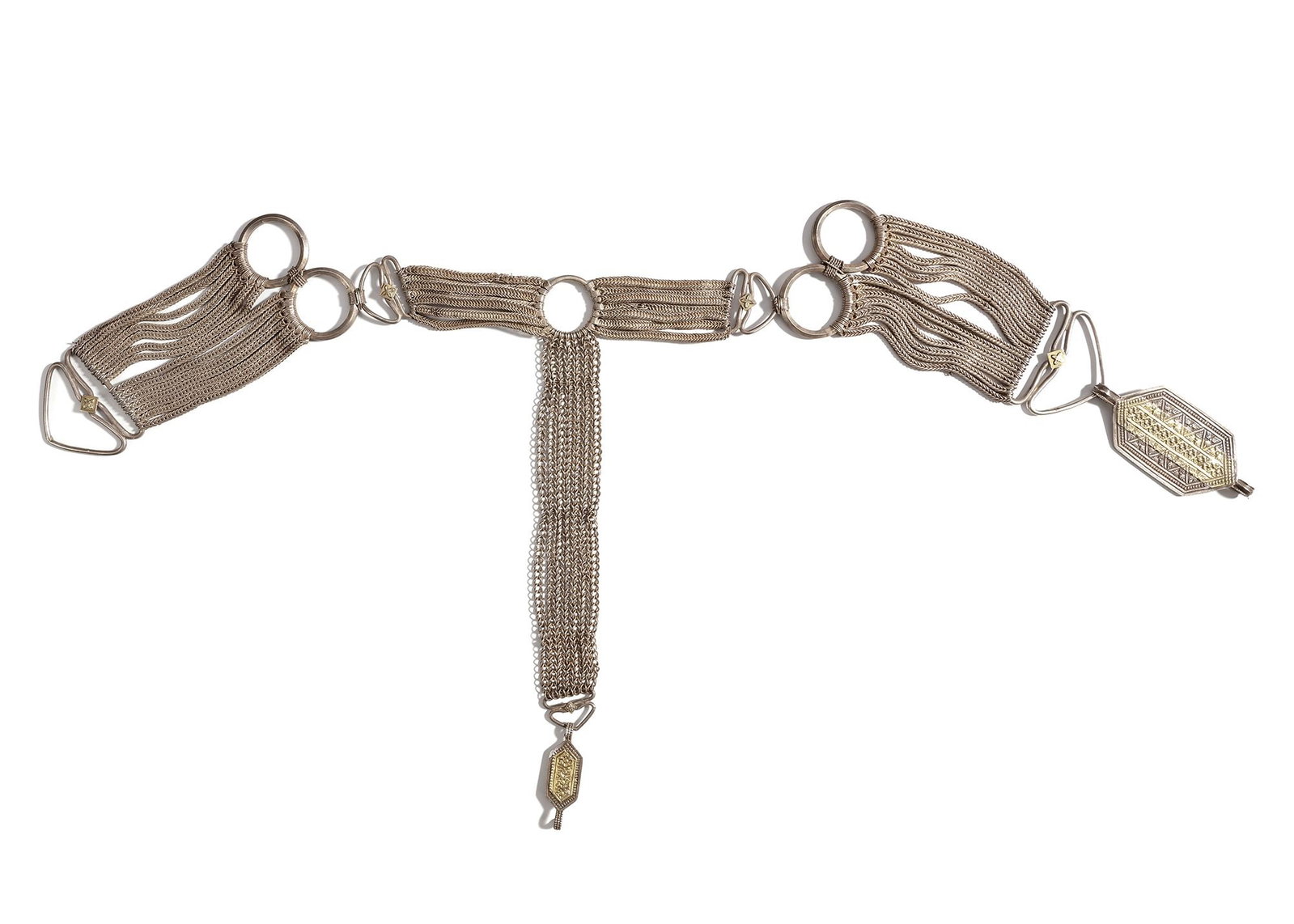 A SILVER NECKLACE, OMAN, 19TH CENTURY (1 of 2)