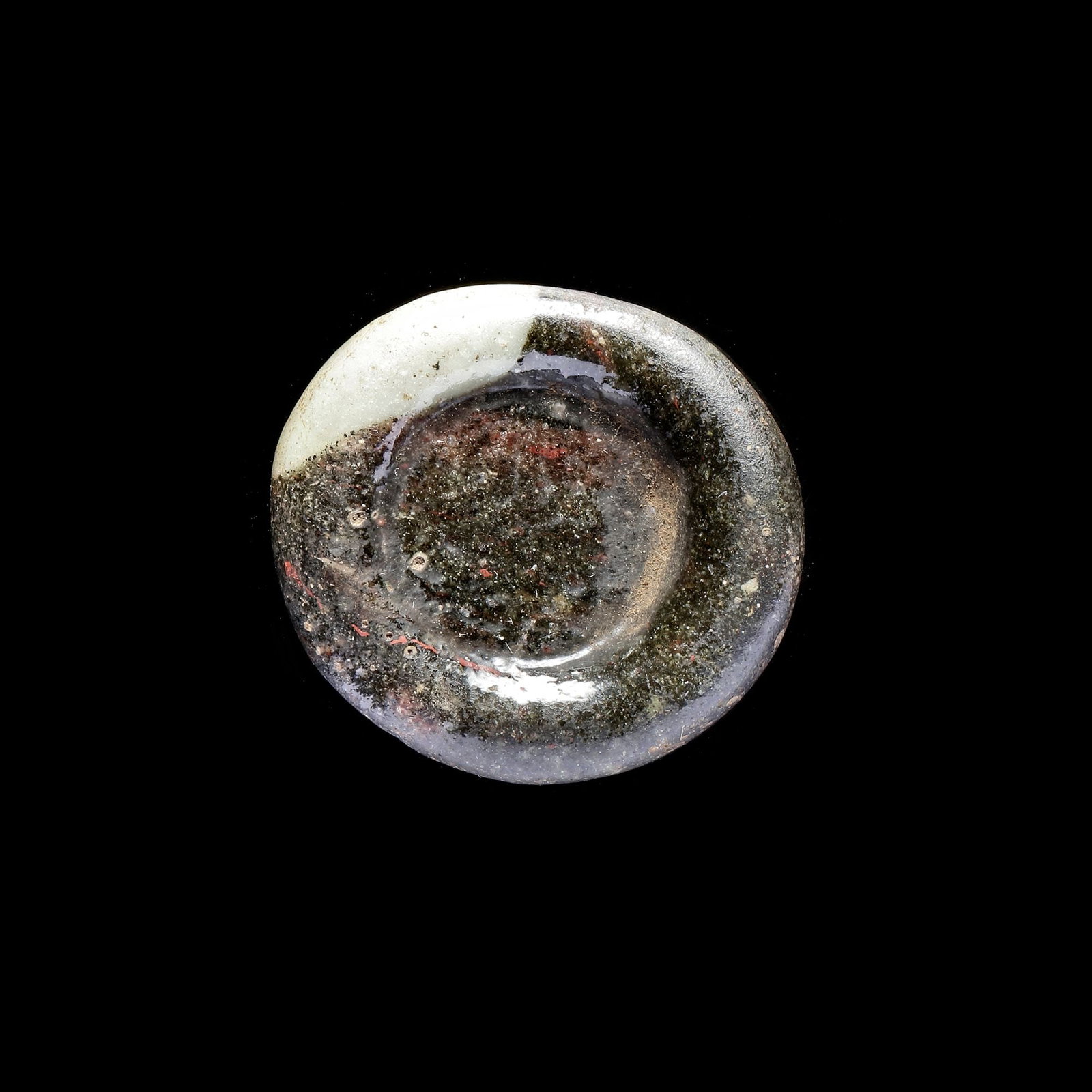 AN EARLY ISLAMIC GLASS WEIGHT OF DOUBLE DIRHAM (1 of 3)