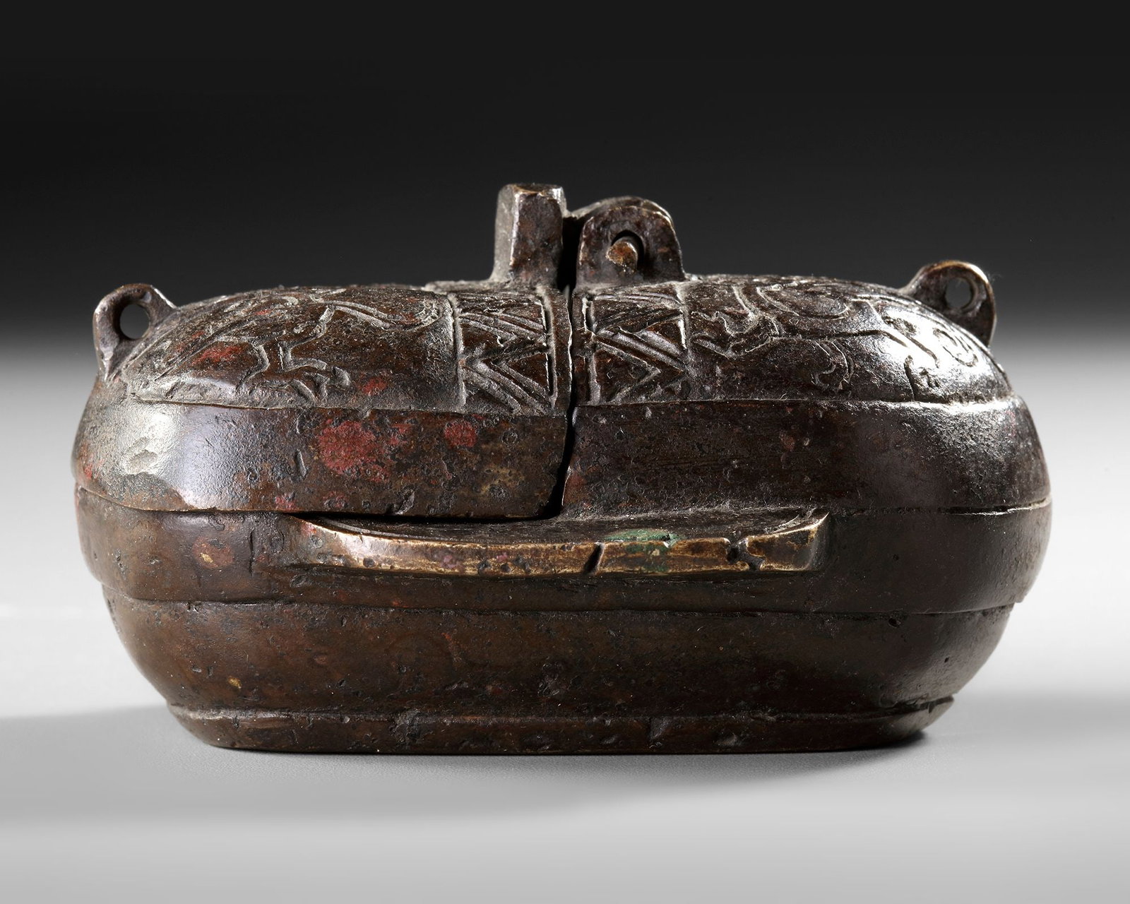 HAN DYNASTY BRONZE LAMP, â€?DENG (206 BCE â€“ 220 CE) (1 of 5)