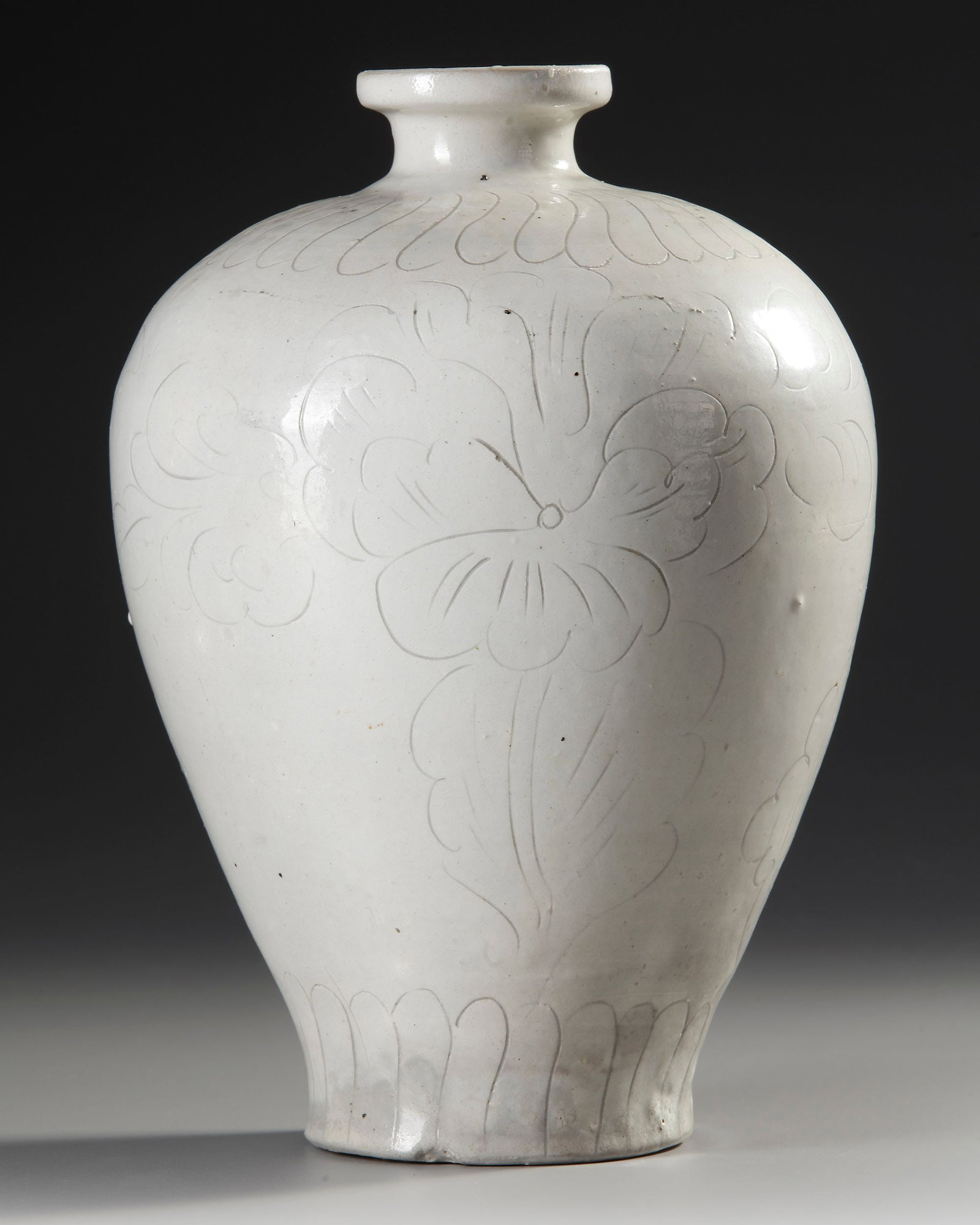 A CHINESE WHITE-GLAZED INCISED FLORAL MEIPING VASE,SONG DYNASTY (960-1279 AD) (1 of 4)