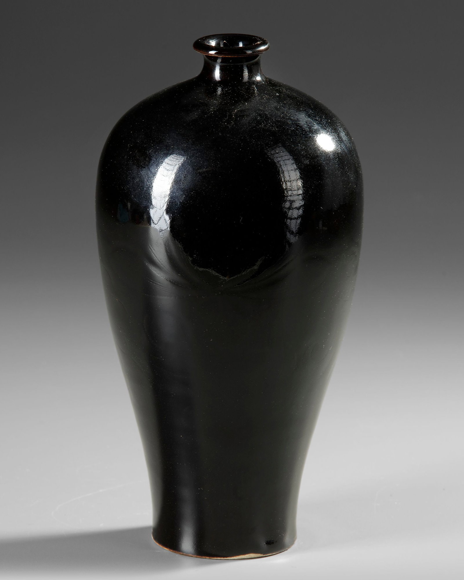 A CHINESE ' CIZHOU' BLACK-GLAZED MEIPING VASE, SONG DYNASTY (960-1279) (1 of 4)
