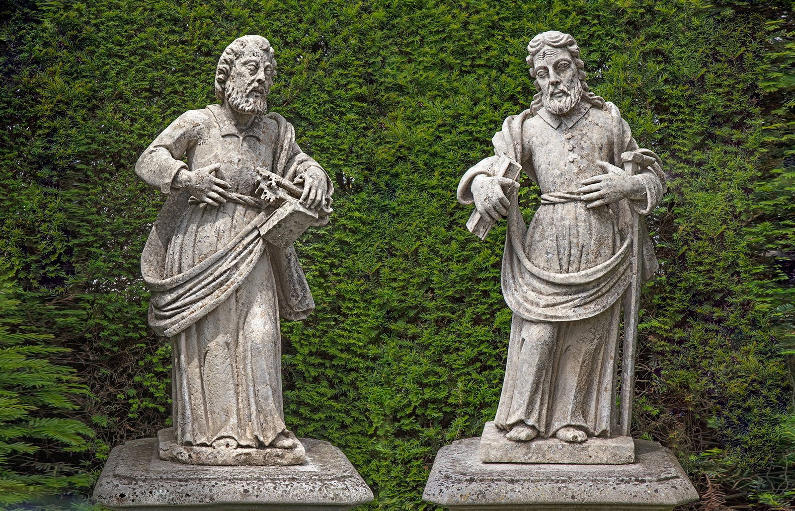 A PAIR OF SCULPTED LIMESTONE MODELS OF SAINTS PETER AND PAUL, 17TH OR 18TH CENTURY (1 of 1)