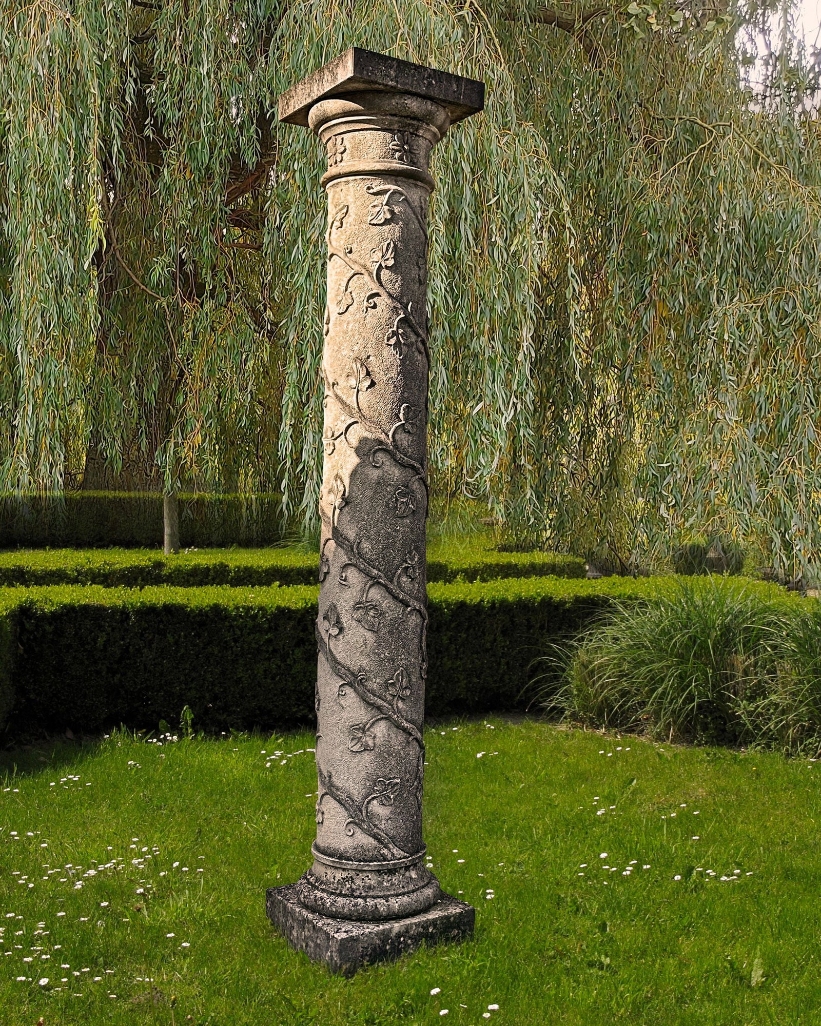 A CARVED LIMESTONE COLUMN, EARLY 20TH CENTURY (1 of 1)
