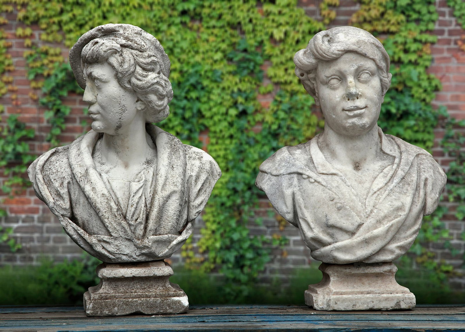 A PAIR OF ITALIAN MARBLE BUSTS, 18TH CENTURY (1 of 1)