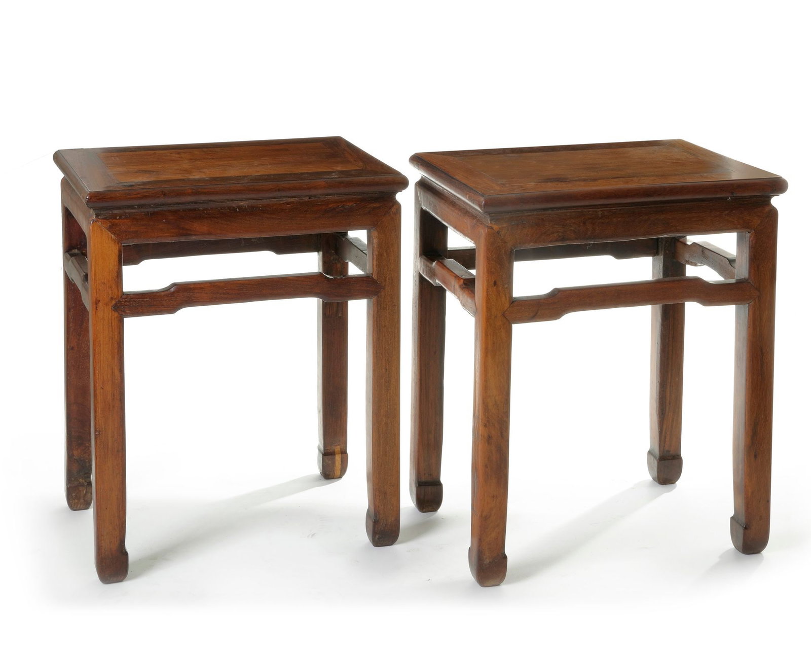 A PAIR OF CHINESE HONGMU RECTANGULAR STOOLS (1 of 5)