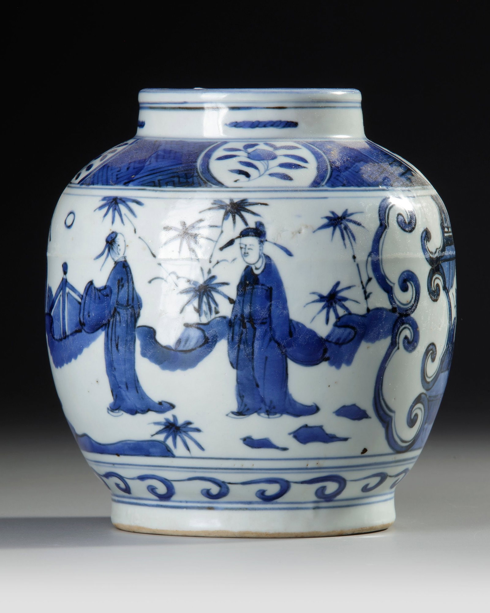 A CHINESE BLUE AND WHITE JAR, MING DYNASTY (1368-1644) (1 of 4)
