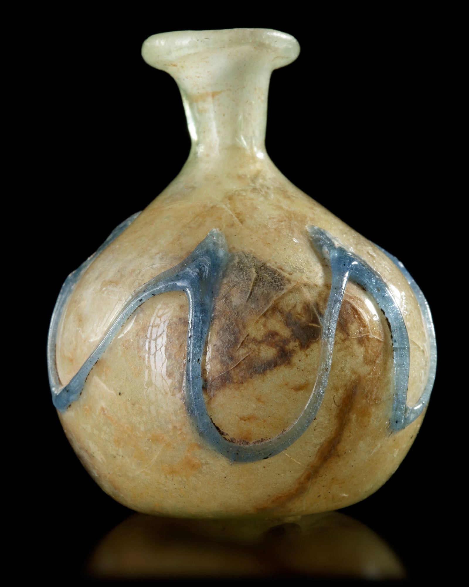 A SMALL FLASK WITH FILLET DECORATION, SYRIA, 11TH-12TH CENTURY (1 of 3)