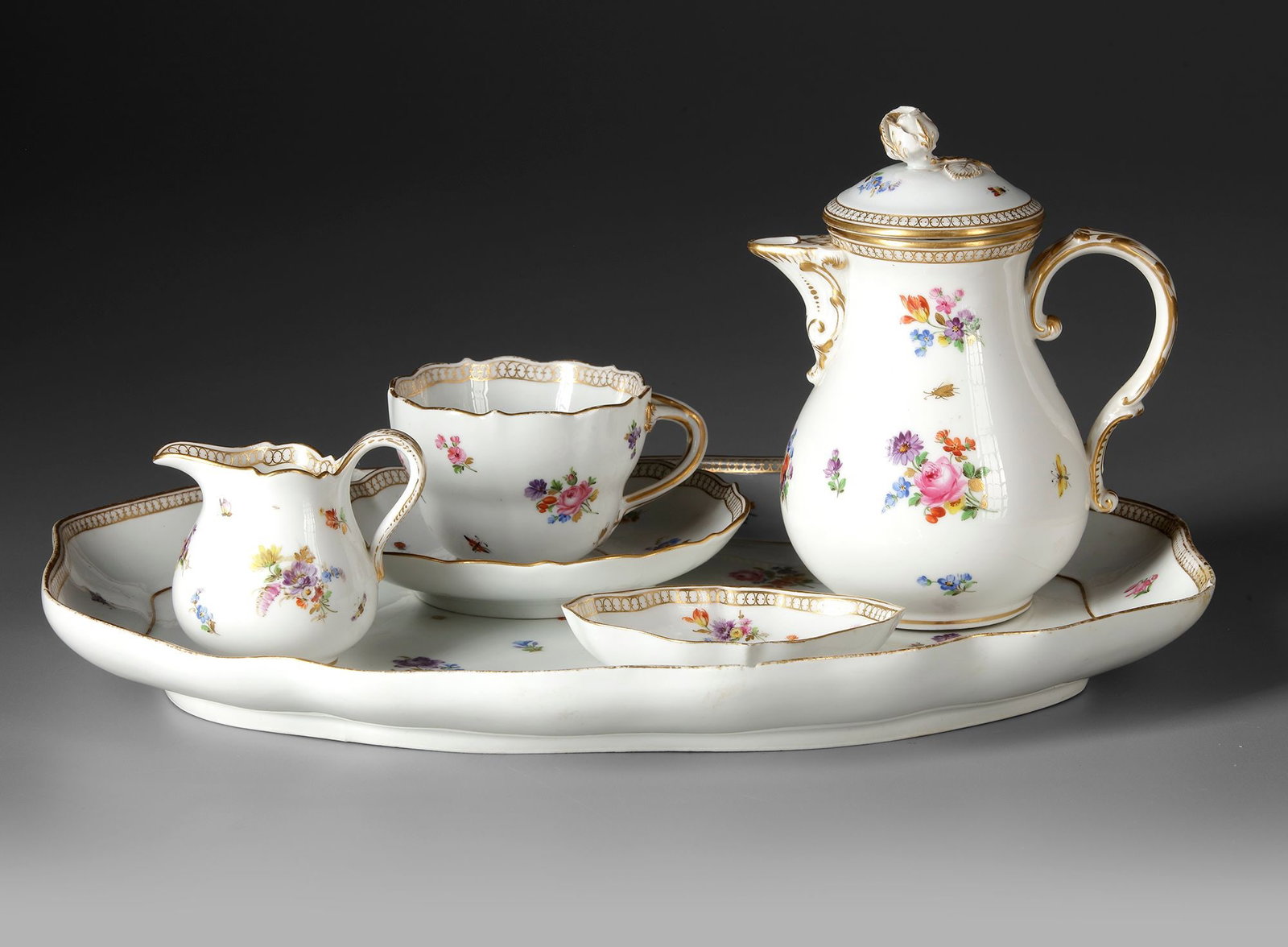 A MEISSEN PORCELAIN COFFEE SERVICE (1 of 2)
