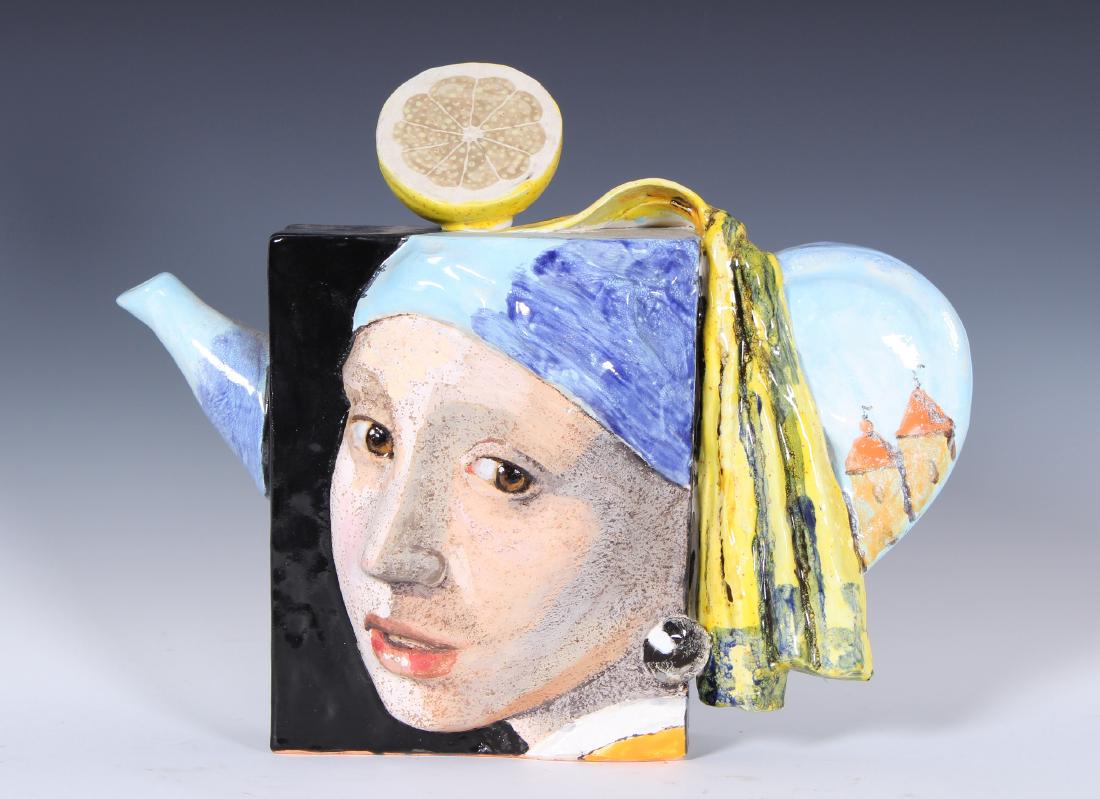 Noi Valkov Vermeer Teapot 2005 (1 of 3)