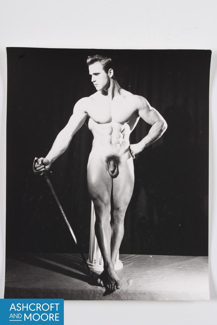 Douglas Juleff Photograph of Vic Seipke: Douglas Juleff Photograph of Vic Seipke. Size: 8" x 11" sheet.