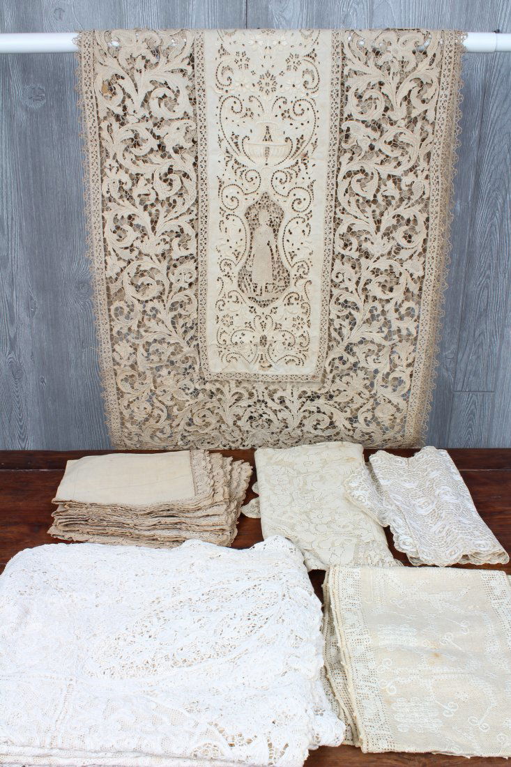 Antique and Vintage Lace and Linen Table Covers and (1 of 2)