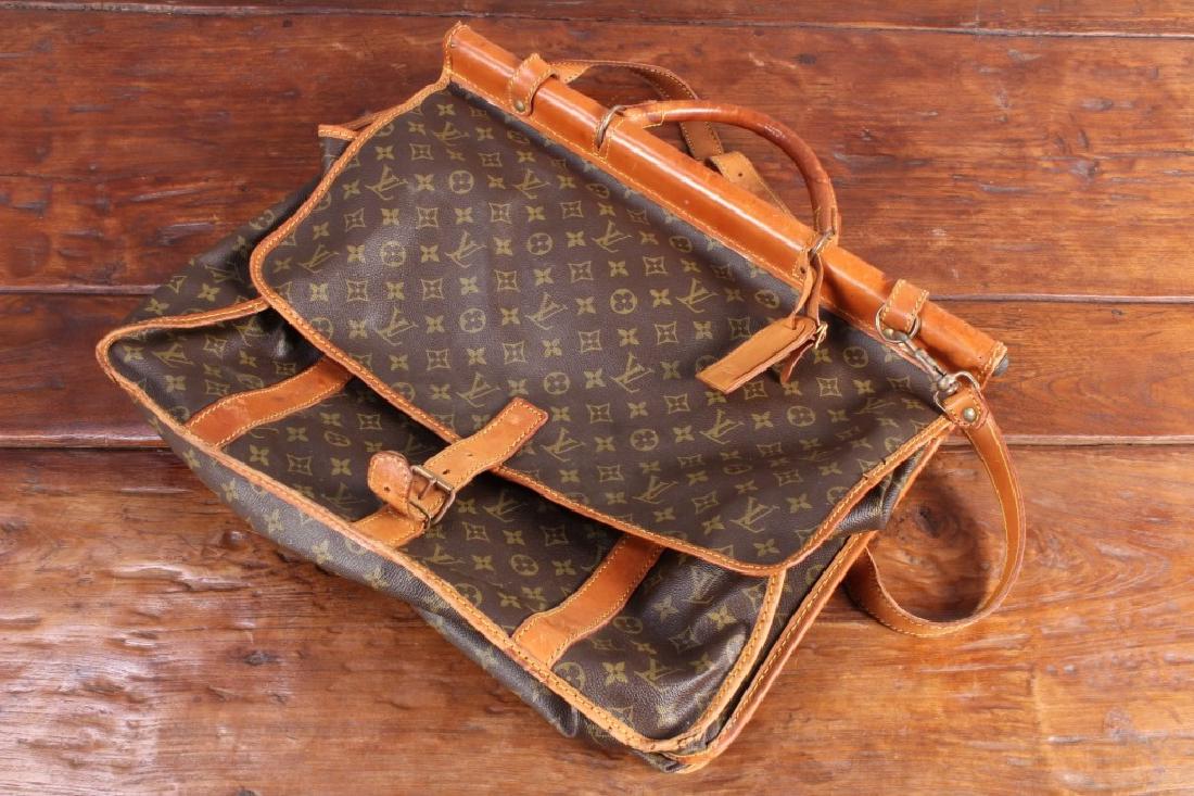 Men's Louis Vuitton LV Travel Bag: Men's Louis Vuitton LV Travel Bag