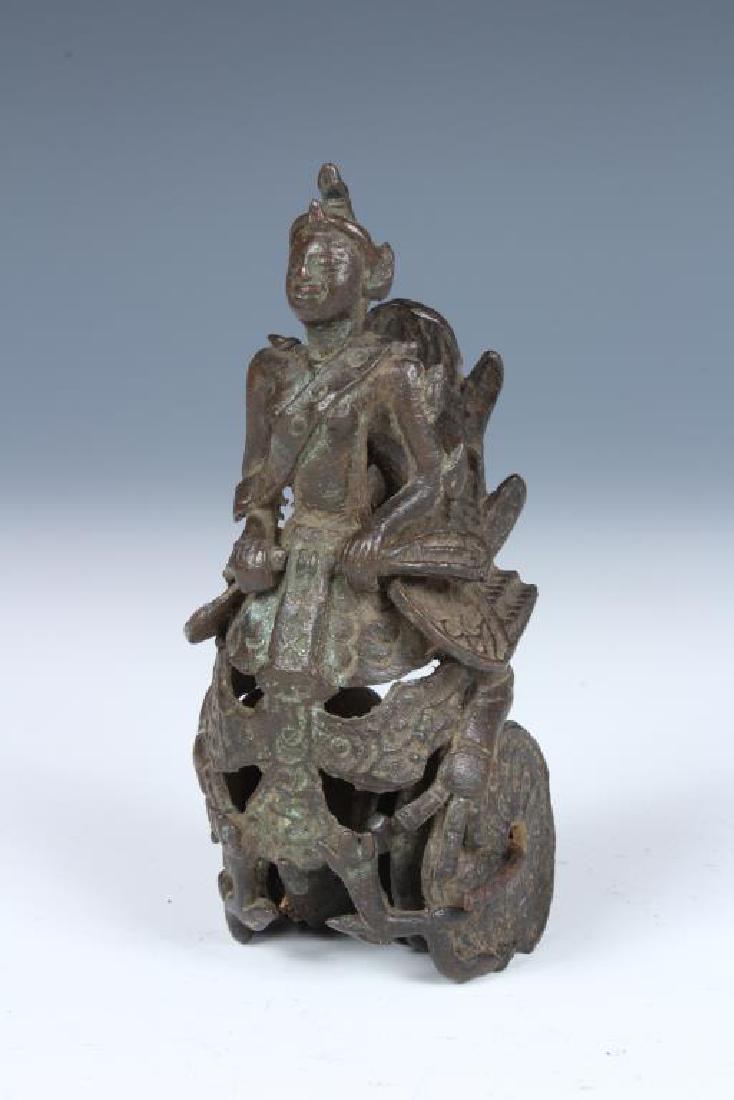 Antique Bronze Burmese Pulley Fitting: Antique Bronze Burmese Pulley Fitting. Size: 5" (NN)
