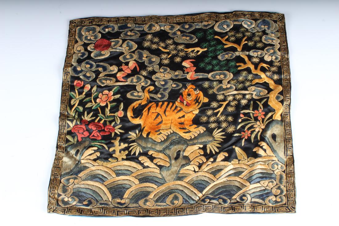 Embroidered Chinese Silk Rank Badge (1 of 3)