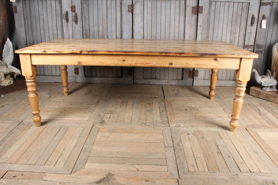 Pine Farm Table (1 of 3)