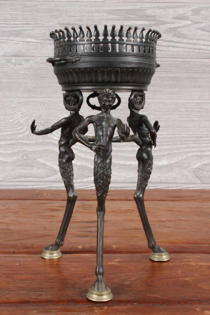 Sabatino DeAngelis Et Fils Tripod Compote (1 of 4)