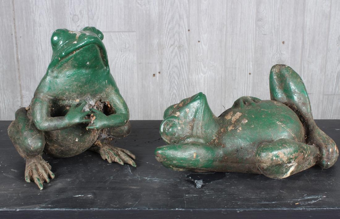 2 Painted Cast Iron Garden Frogs (1 of 3)