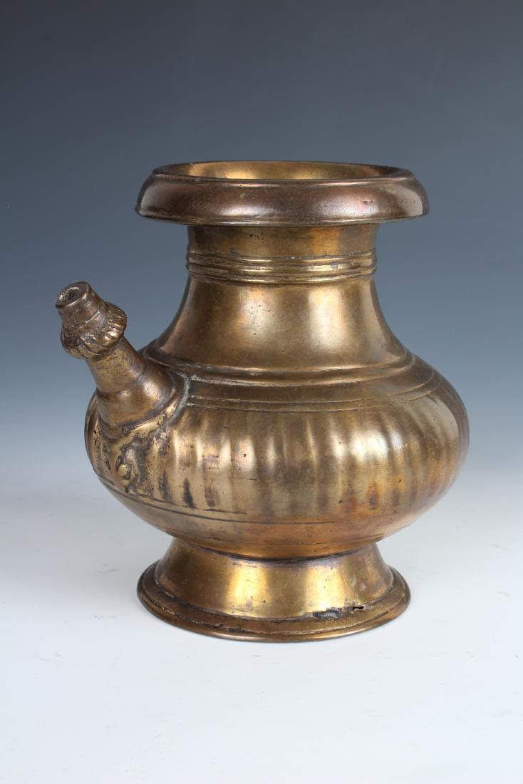 Antique Bronze Nepalese Koruwa Decanter: Antique Bronze Nepalese Koruwa Decanter - Size: 5.5" Tall (1253)
