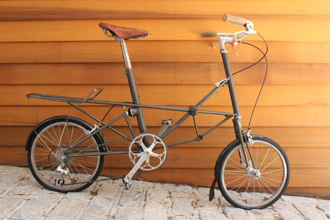 Alex Moulton Suspension Design Bicycle: Alex Moulton Suspension Design Bicycle. Worth googling. Size: 41" H x 56" W x 22" D