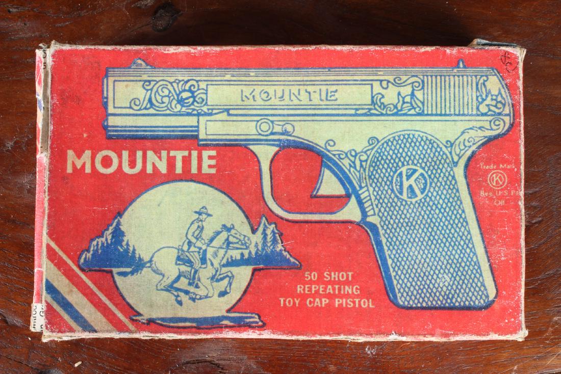 Vintage Kilgore Mountie Cap Gun Pistol: Vintage Kilgore Mountie Cap Gun Pistol. Size: 4" x 6" x 1"