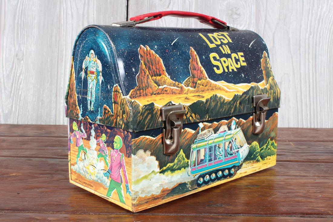 Thermos 1967 Lost in Space Lunch Box: Thermos 1967 Lost in Space Lunch Box. Size: 7.5" x 9" x 4.5"