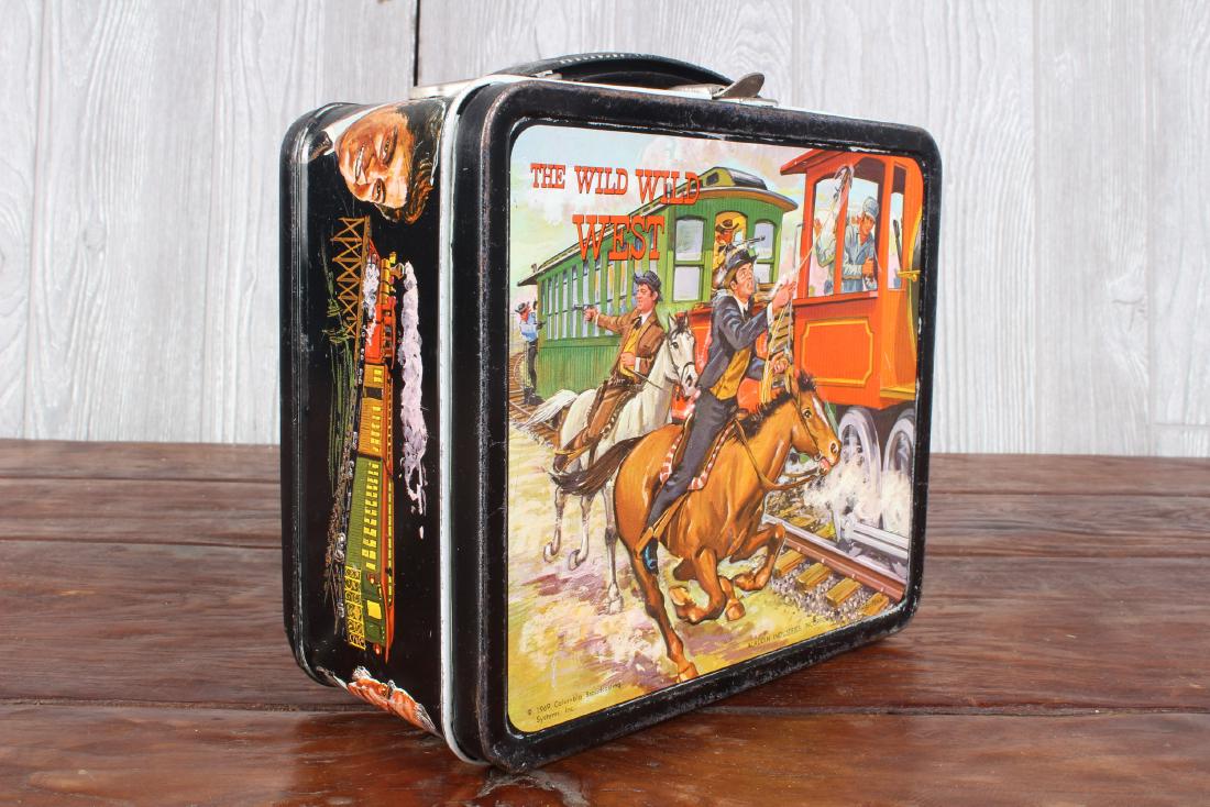 Aladdin 1969 The Wild Wild West Lunch Box: Aladdin 1969 The Wild Wild West Lunch Box. Size: 8" x 8" x 4"