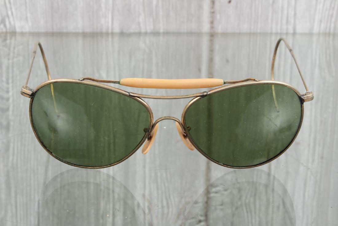 Vintage Aviator Sun Glasses (1 of 4)