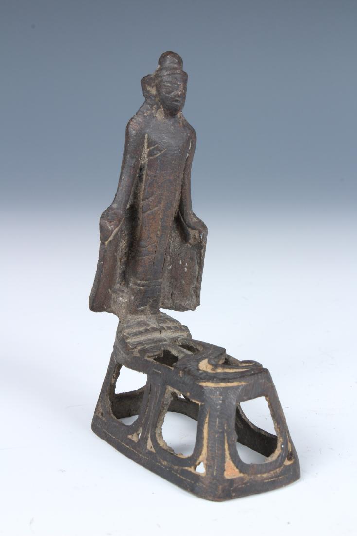 Antique Bronze Burmese Buddha: Antique Bronze Burmese Buddha Size: 4.5" (NN)