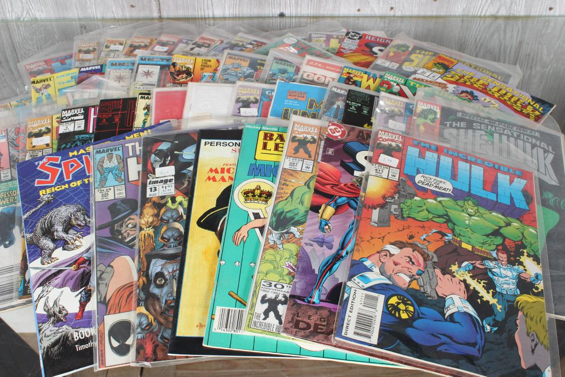 Lot of Vintage Comics: Lot of Comics. Includes Marvel, DC, Baseball. Fantastic Four, Hulk, Superman, Stryke Force, Transformers, X-Men, etc. Size: 10" H x 6.5" W