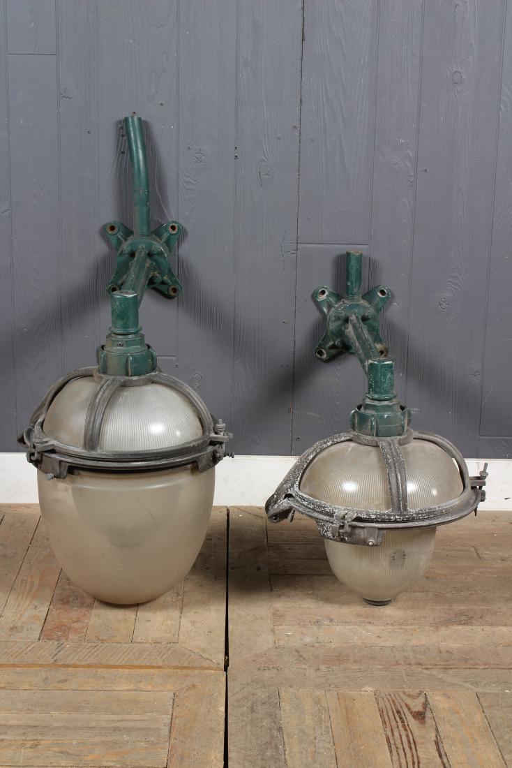 2 Vintage Holophane Outdoor Light Fixtures (1 of 5)