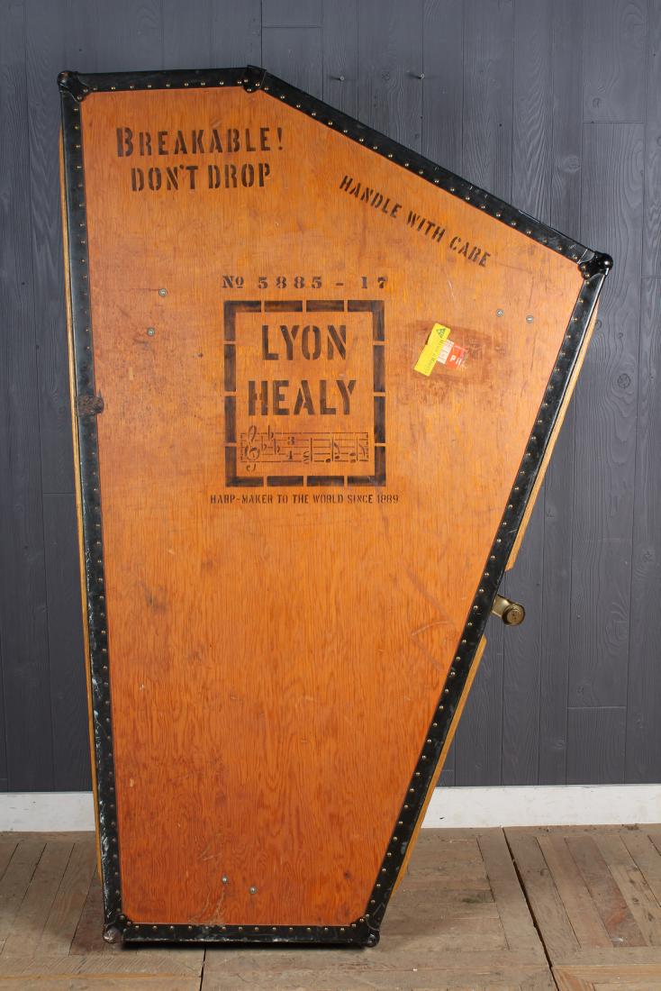 Vintage Lyon & Healy Harp Case (1 of 5)