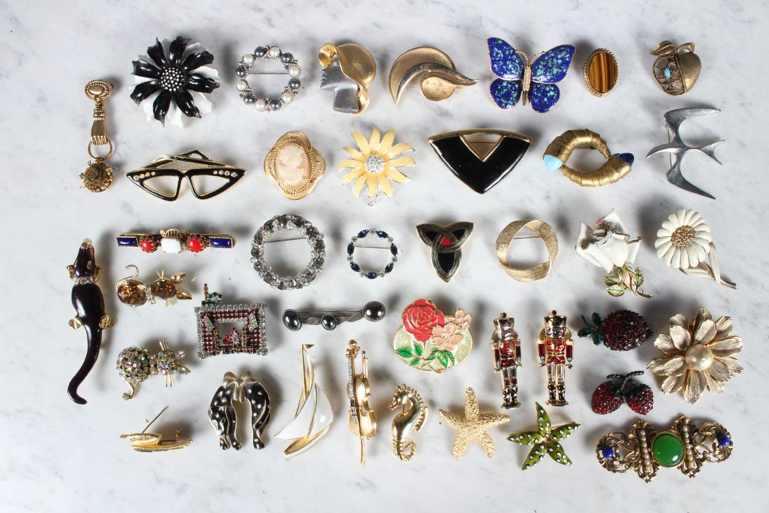 Large Grouping of Vintage Brooches, Signed: Large Grouping of Vintage Brooches, Signed. 40 pieces, includes, Weiss, Coro, Ultra Craft, Bauer, Freirich, Trifari, Sarah Cov, Monet, Maximal Art, DFA, Danecraft, International Women's Friendship Con