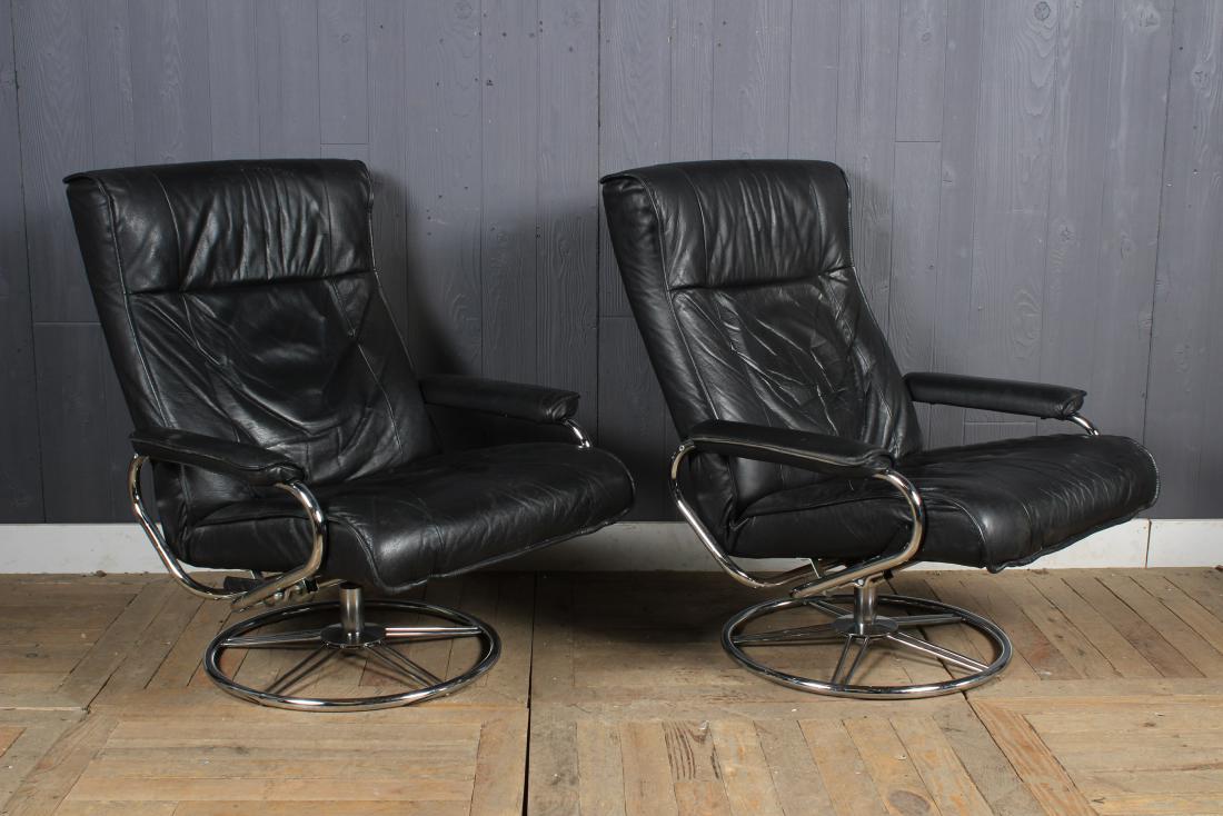 Pair Labeled Chrome and Leather Lounges & Ottomans (1 of 6)