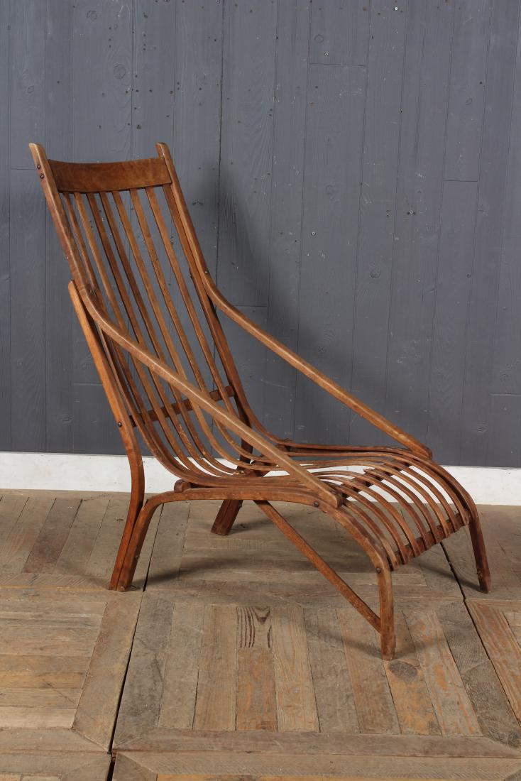 Elegant Bentwood Lolling Chair: Elegant Bentwood Lolling Chair. Continental. Size: 41" H x 20" W x 39.5" D