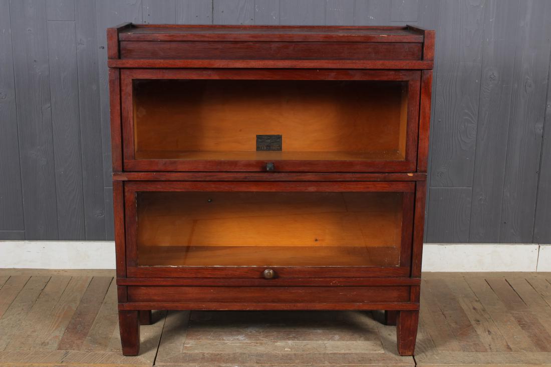 Small Globe-Wernicke Barrister Bookcase (1 of 5)