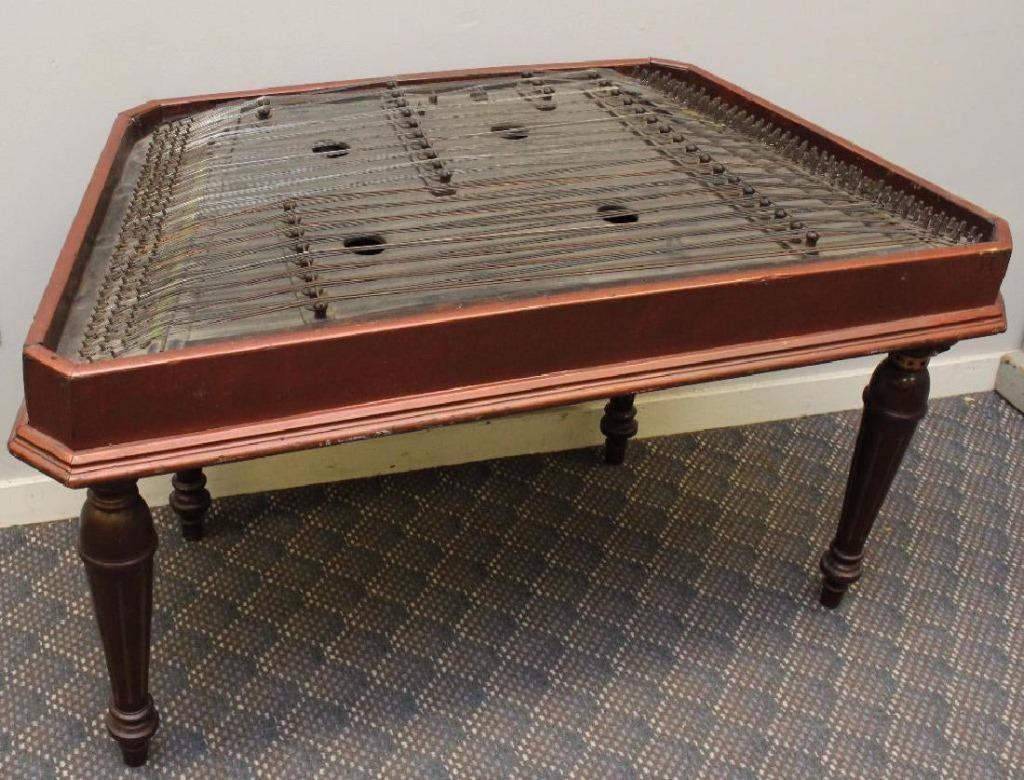 Vintage John Koleszar Hammered Dulcimer Cimbalom: Vintage John Koleszar Hammered Dulcimer Cimbalom. Size: 28 x 52 x 25
