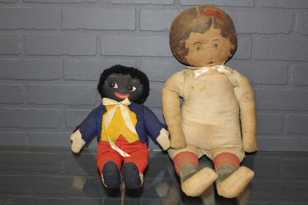 2 Vintage Rag Dolls, Includes Golliwog Doll (1 of 7)