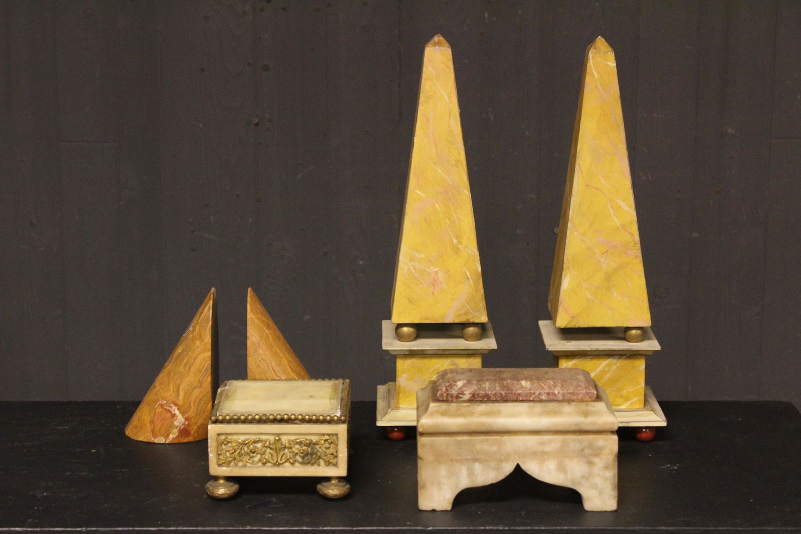 Assorted Decorative Pieces (1 of 6)