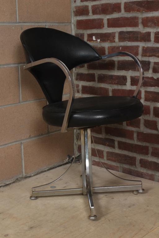 Contempo Swivel Chair: Contempo Swivel Chair Size: 32" H x 20" W x 21" D