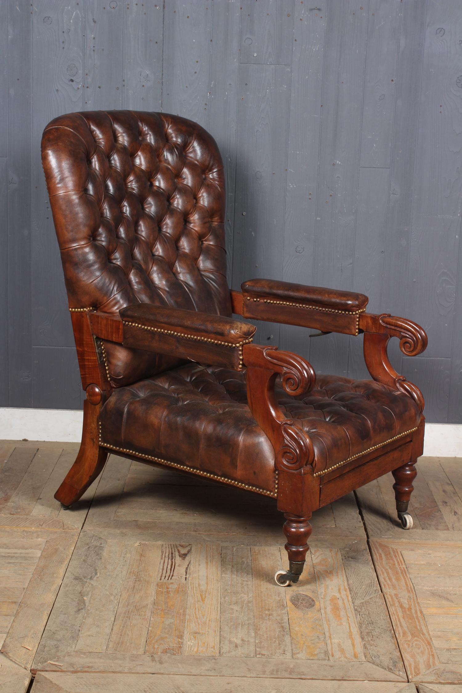 William IV Tufted Leather Mechanical Chair (1 of 5)