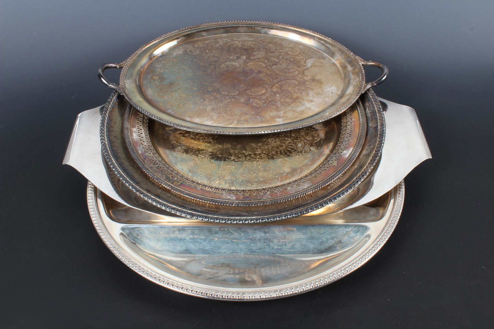 Five Silver Plated Serving Trays (1 of 11)