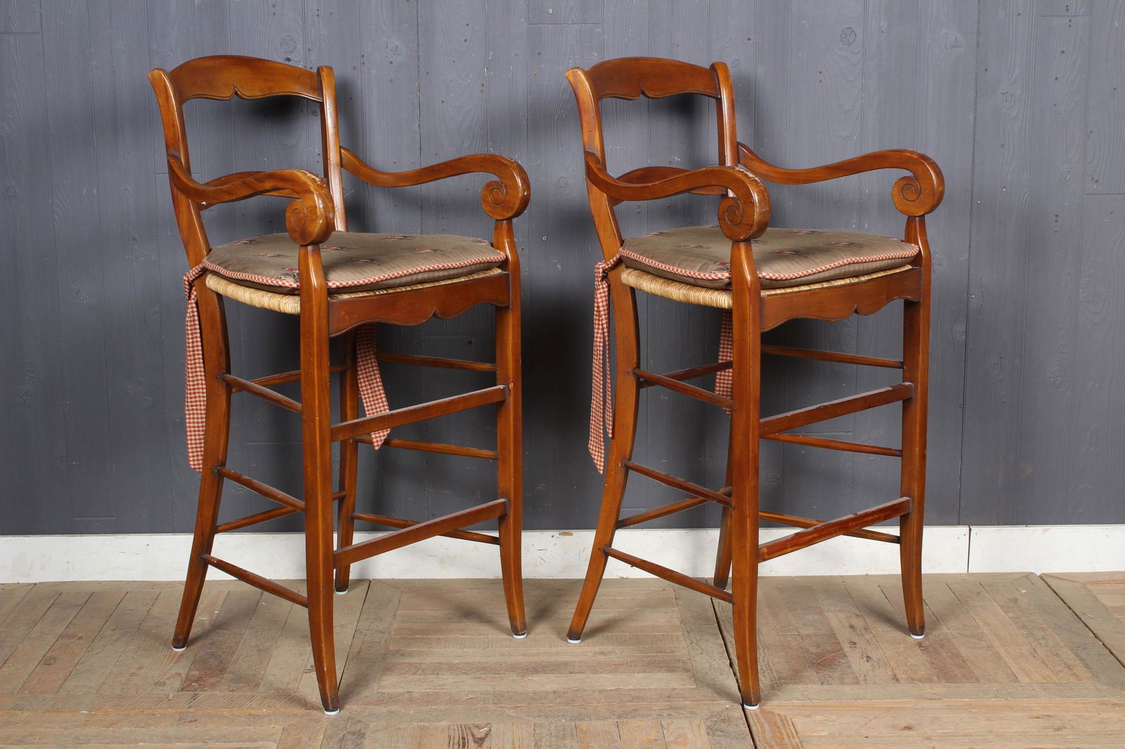 Counter Height Rush Seat Stools (1 of 5)